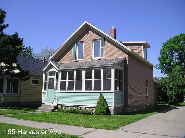 Building Photo - 165 Harvester Ave