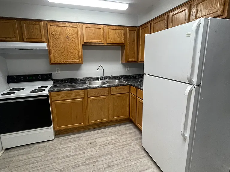 605 Bridge St #607 — Photo 4