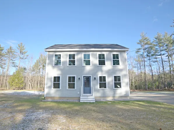 7 Brookline Drive, Mechanic Falls, ME 04256