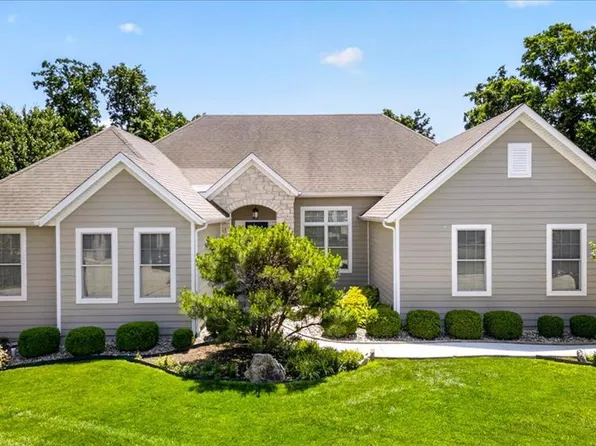 311 Gateview Dr, Wentzville, MO 63385