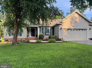 102 Parliament St, Locust Grove, VA 22508