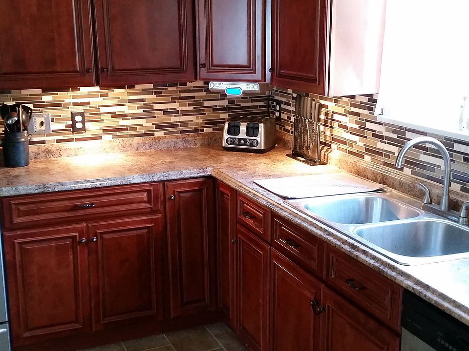 125 Maple Ave, Lyndonville, NY 14098 Zillow