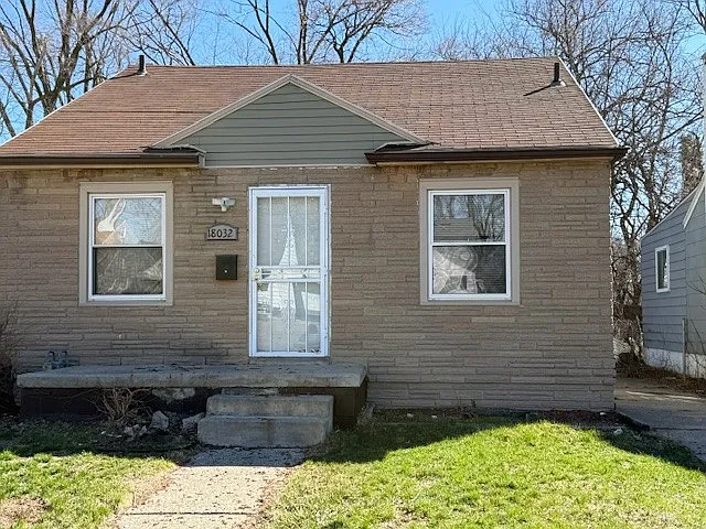 18032 Bradford St — Photo 9