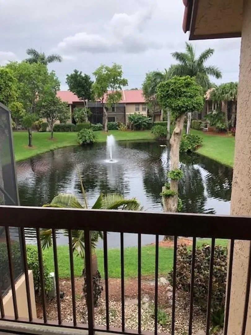Primary Photo - 22028 Las Brisas Cir