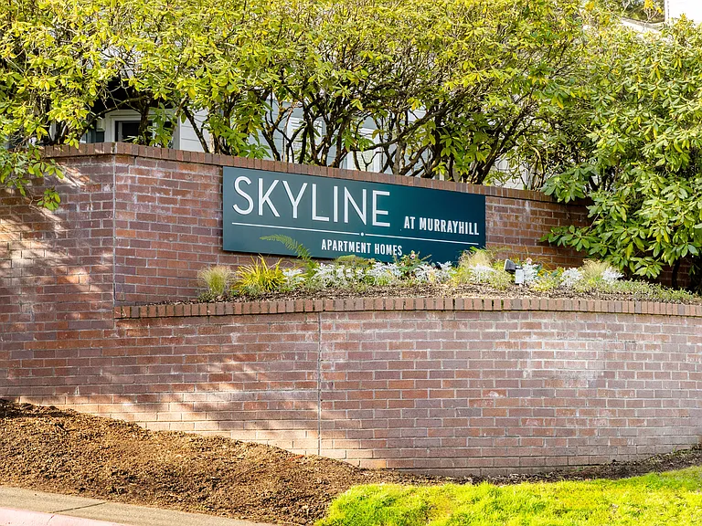 Skyline at Murrayhill — Photo 31