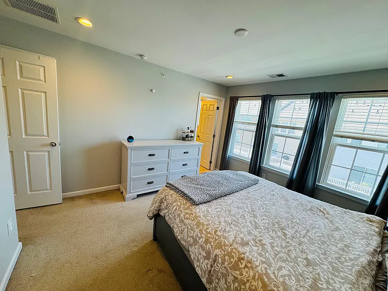 5 Truman Dr — Photo 17