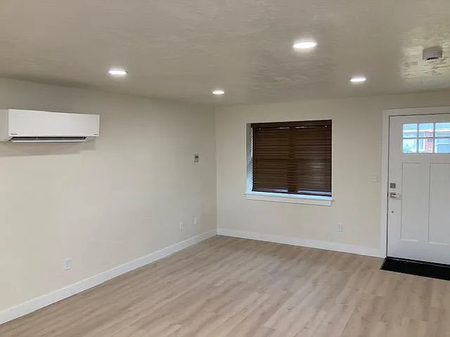 2117 S Kimball Ave — Photo 20