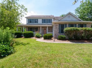 7201 Deerwood Trl, McHenry, IL 60050