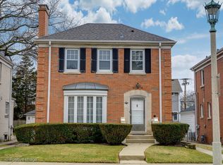 843 N Marion St, Oak Park, IL 60302