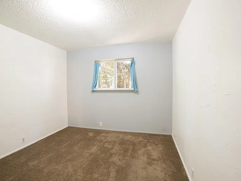 637 E Zuni Dr — Photo 14