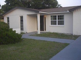 7124 Embassy Blvd, Port Richey, FL 34668