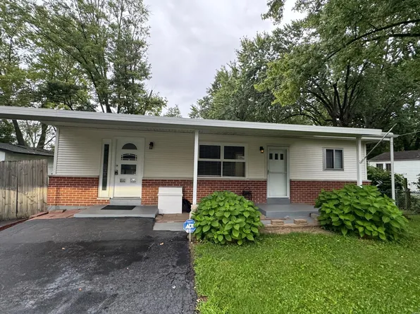 106 Lansing Ave, Maryland Heights, MO 63043