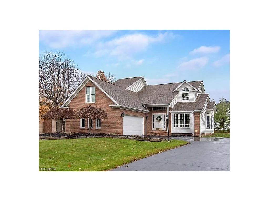 855 Shadowood Ln SE photo 1