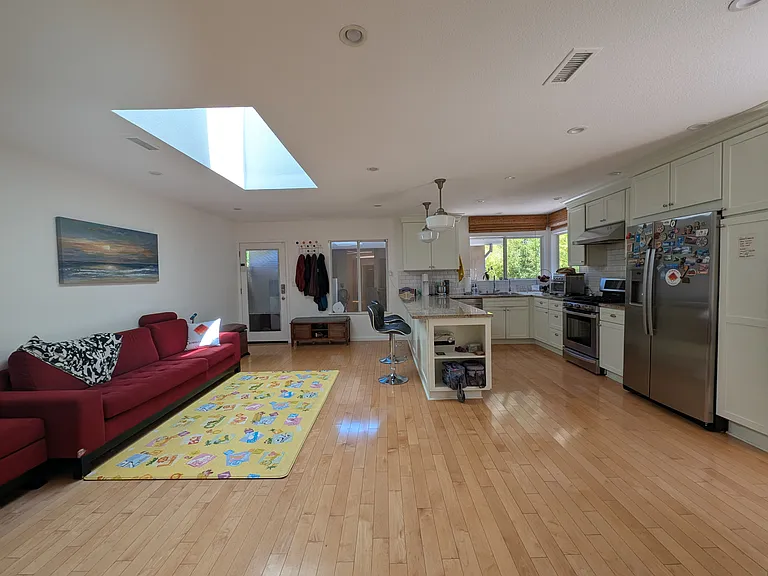 505 Hope St — Photo 15
