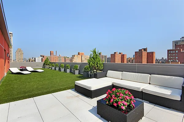 Sold by Corcoran | media 11