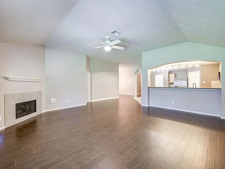 21611 Country Club Green Way — Photo 25
