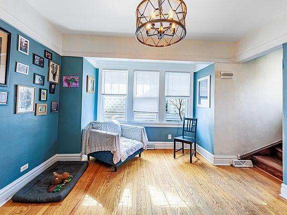 5th image of 410 Repton Rd