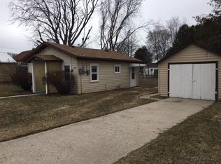 1416 Lowell St, Two Rivers, WI 54241