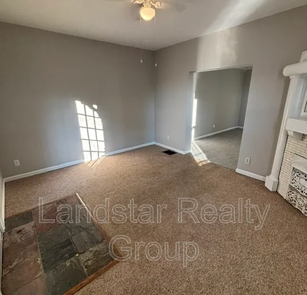 2127 Grinstead Dr #1 — Photo 6