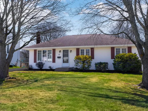 58 Glenthorn Ave, Charlottetown, PE C1A 9B5