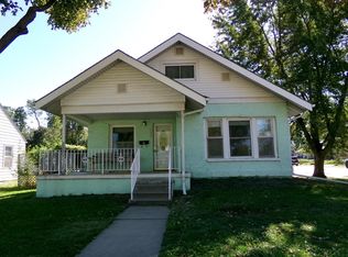 699 W Court St, Beatrice, NE 68310