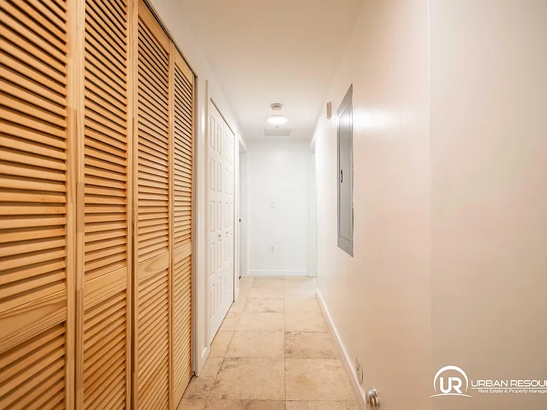 300 Majorca Ave #202 — Photo 16