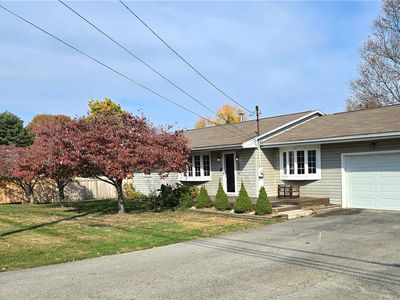 372 Pleasant Dr, Aliquippa, PA, 15001