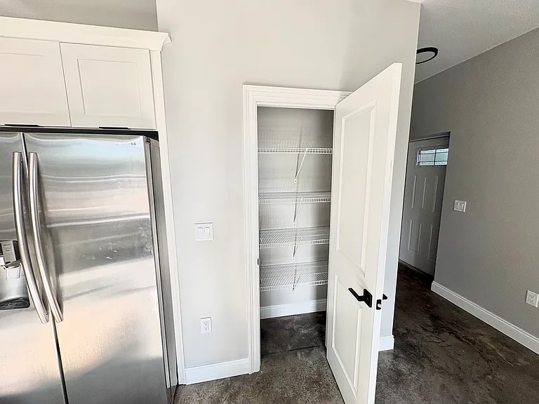 1441 Live Oak St #1 — Photo 7