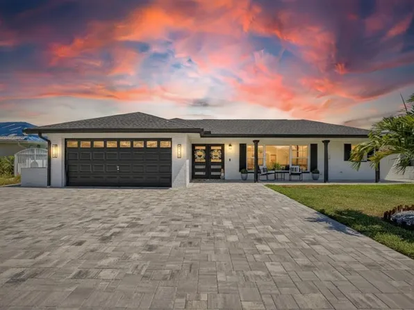 6337 Cocoa Ln, Apollo Beach, FL 33572