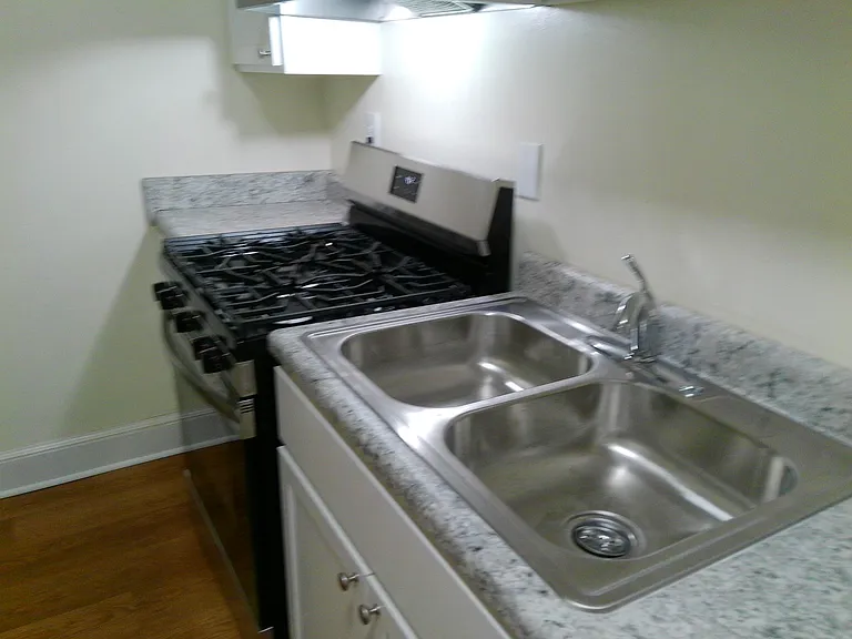Park Manor — Photo 23