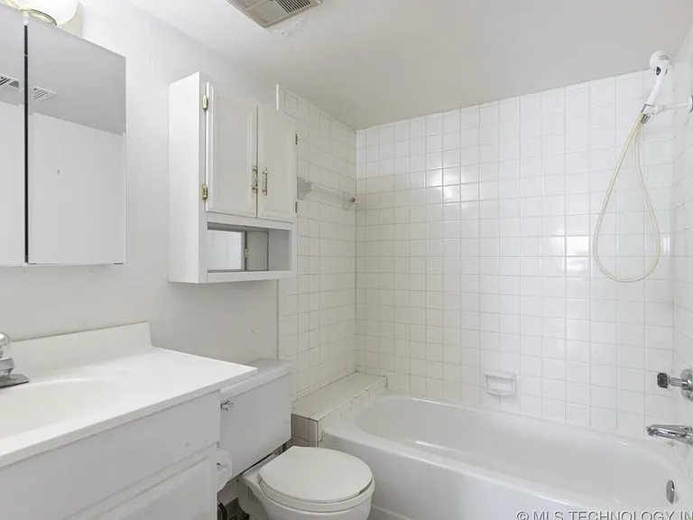 1802 E 66th Pl #F212 — Photo 13