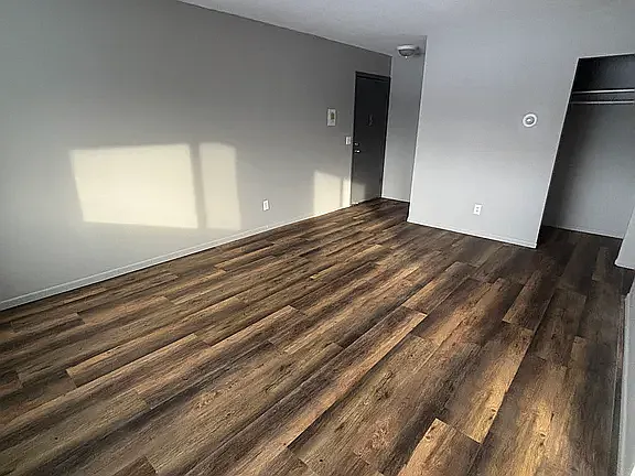 5910 W Broadway Ave #10 — Photo 6