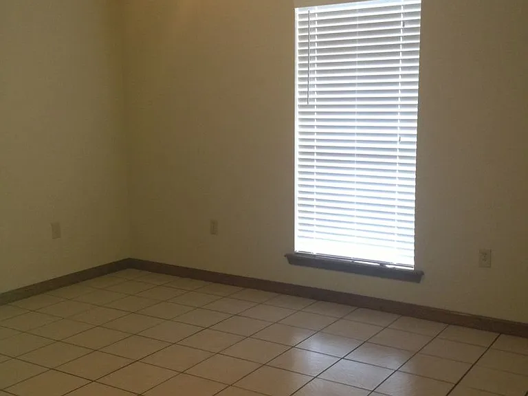32412 Granite Cove Pl #1-8 — Photo 3