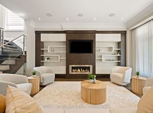 316 Churchill Ave, Toronto, ON M2R1E7