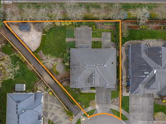 3rd image of 2520 NW 12th Cir