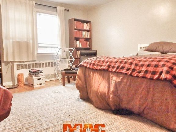 5th image of 26-03 29th St #2B