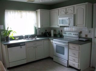 437 New Castle Ct #A, Manchester Township, NJ 08759