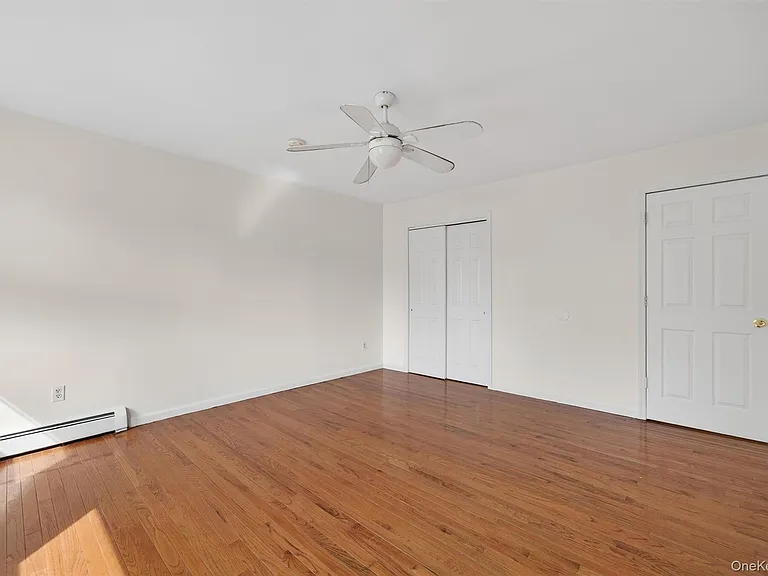 82 Walton Ter — Photo 17