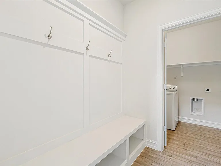 2806 Henson Ln — Photo 21
