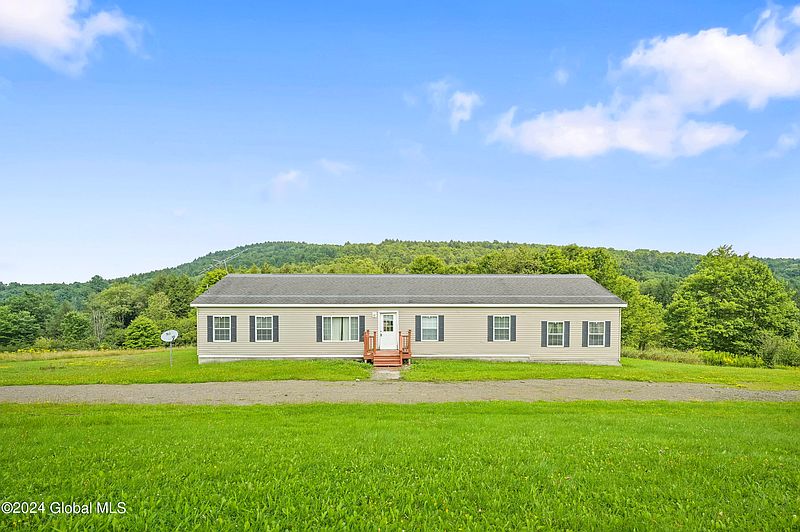 4th image of 306 Baptist Church Road
