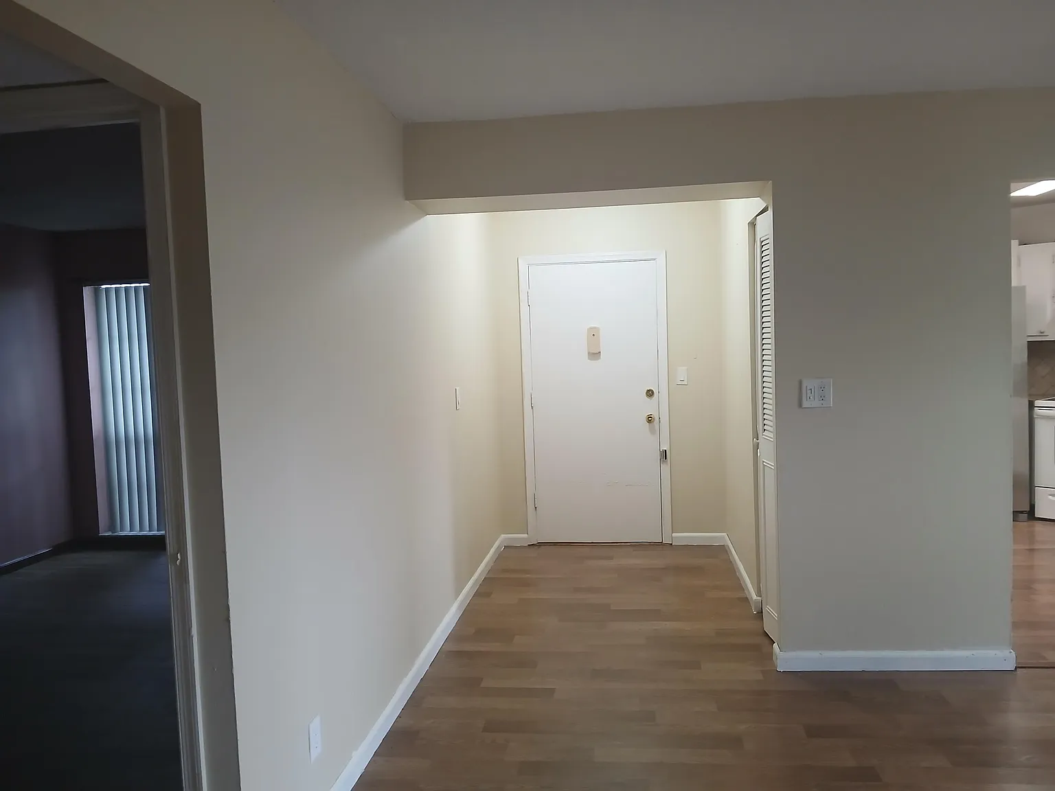 2 bed, 2.0 bath, 1080 sqft, $2,000 — Photo 4