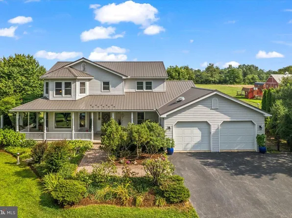 112 Awol Rd, Jonestown, PA 17038