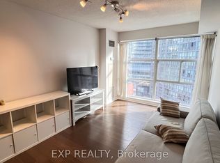 11 Saint Joseph St #802, Toronto, ON M4Y 3G4