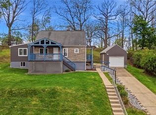 8967 Elm St, Allison Park, PA 15101
