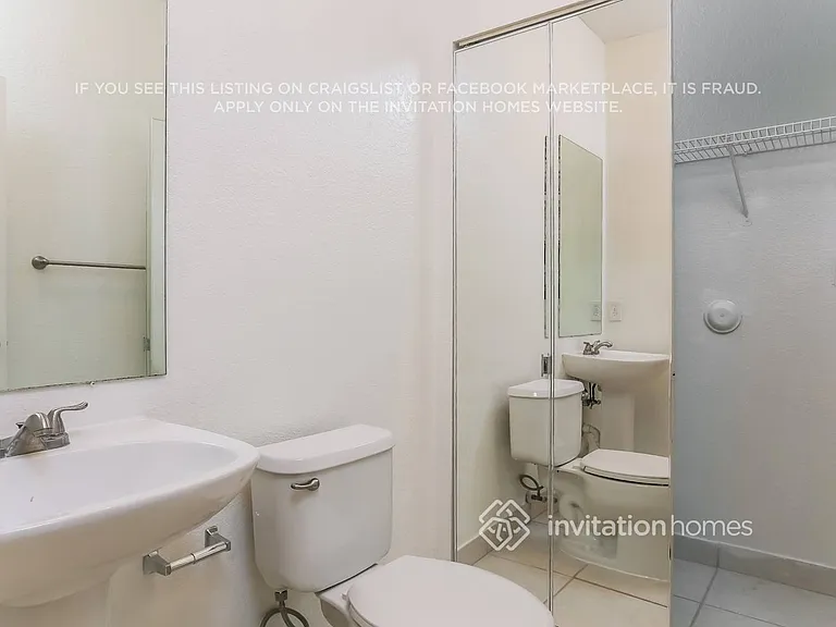 7586 NW 60th Ln — Photo 15