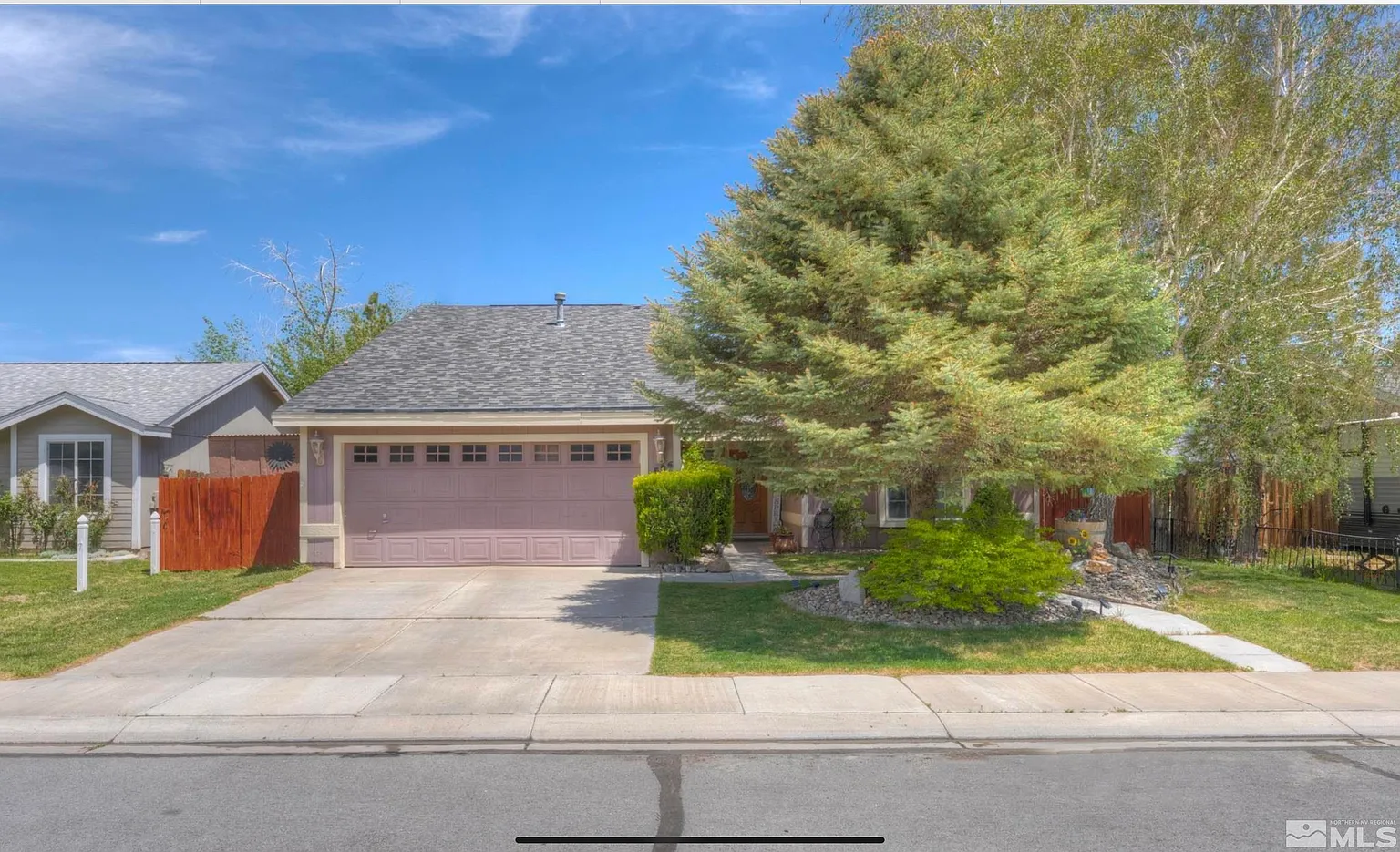 506 Sugarloaf Dr photo 1