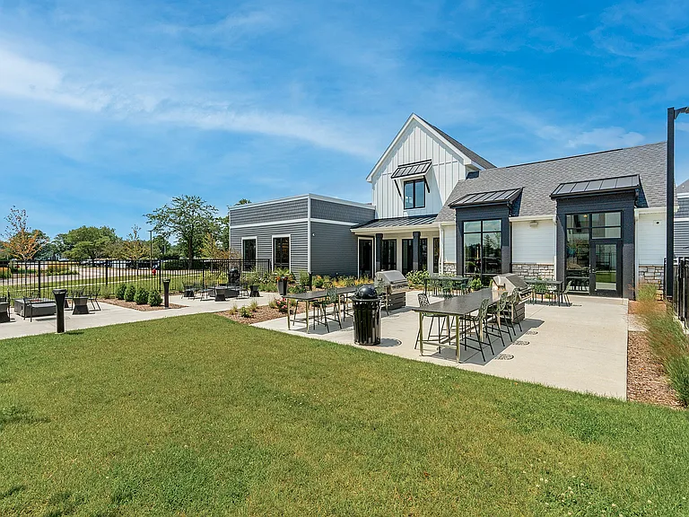 Seasons at Hoffman Estates Outdoor Grilling Station