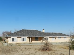 12076 Musgrave Rd, Oak Hills, CA 92344