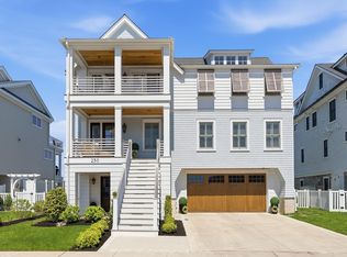 250 Bay Rd, Ocean City, NJ 08226