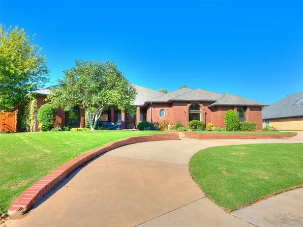 1525 Spring Creek Dr, Yukon, OK 73099